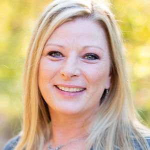 Meet your Posher, Angie